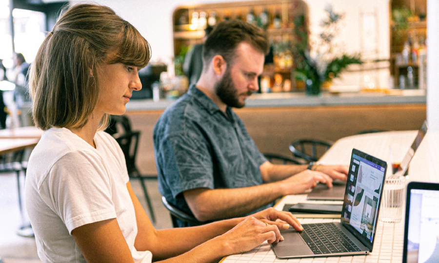 Freelance as a way to earn additional money for students